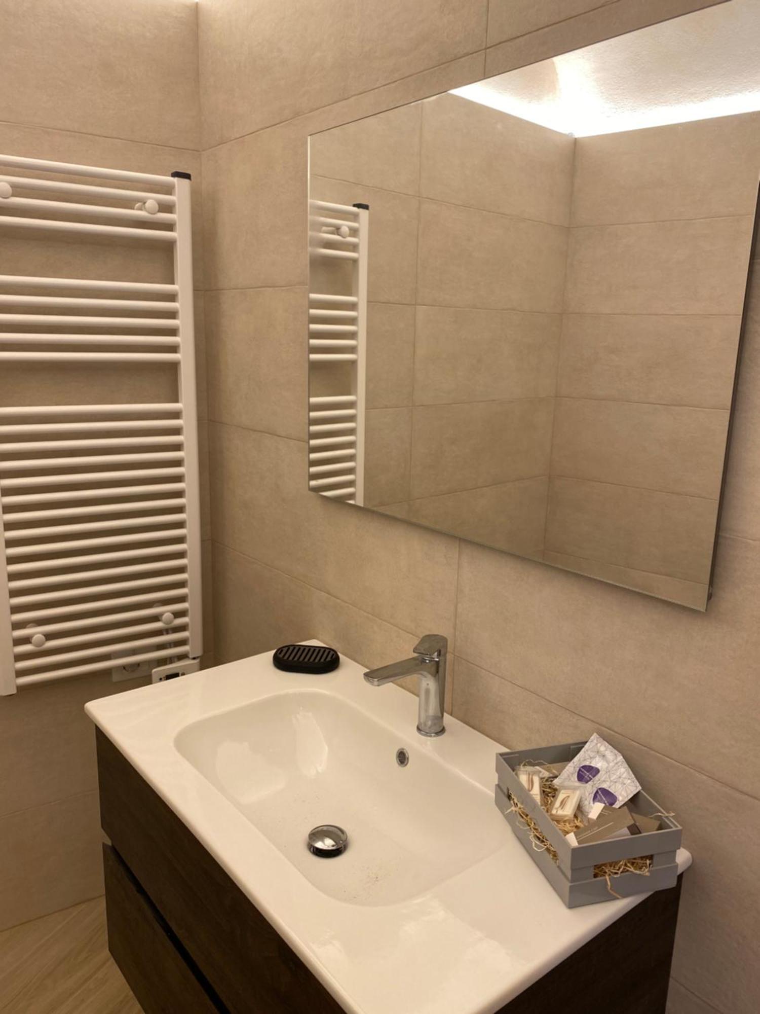La Dimora Del Borgo Apartment Levanto Bagian luar foto